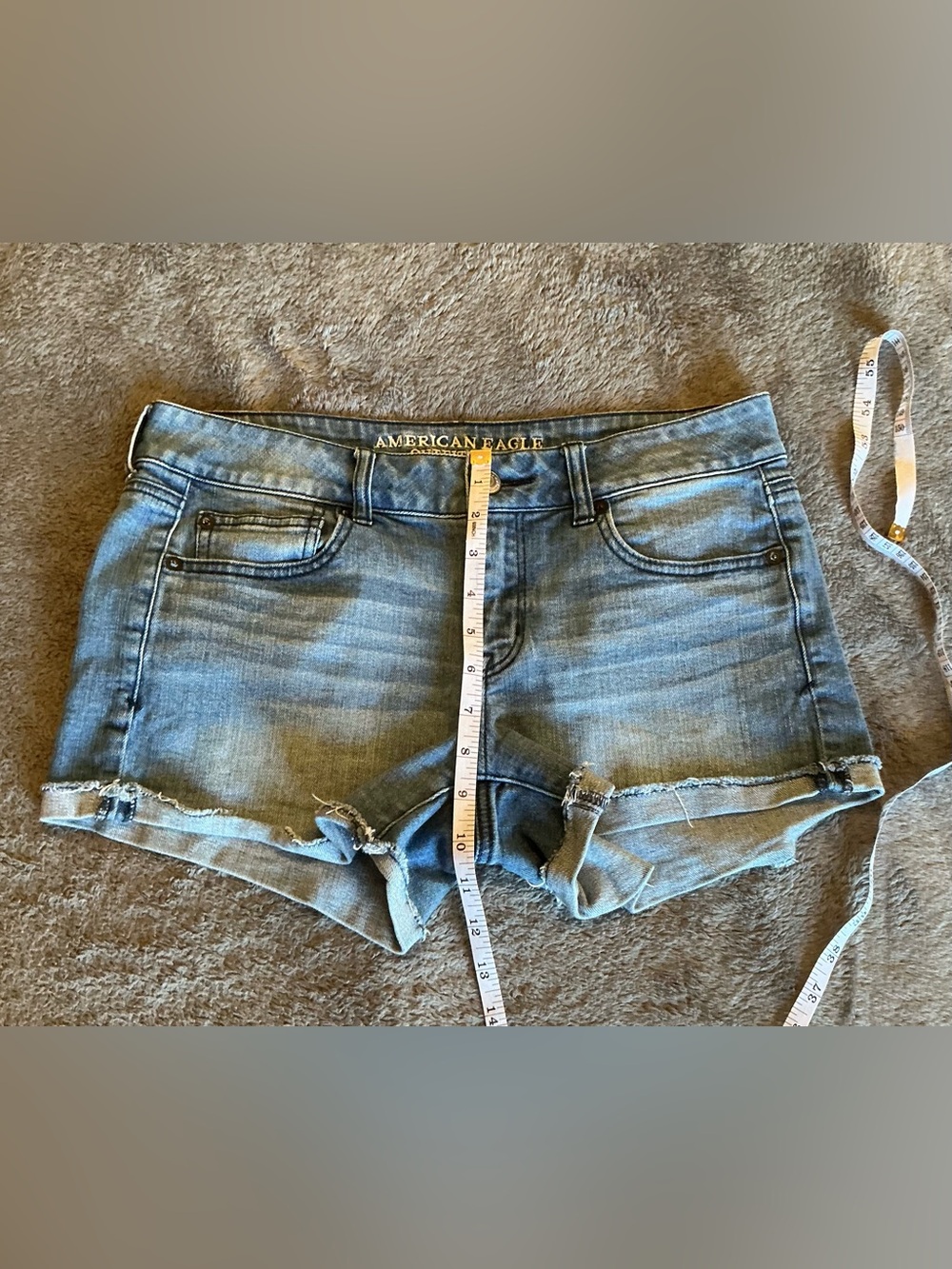 American Eagle Outfitters shortie stretch cuffed cut off shorts size 10 EUC - Picture 9 of 16
